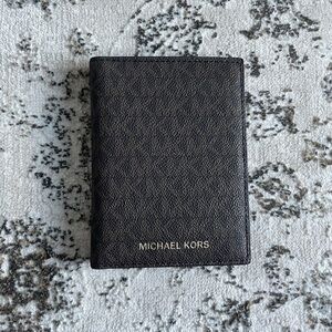 Michael Kors Passport Holder / Wallet